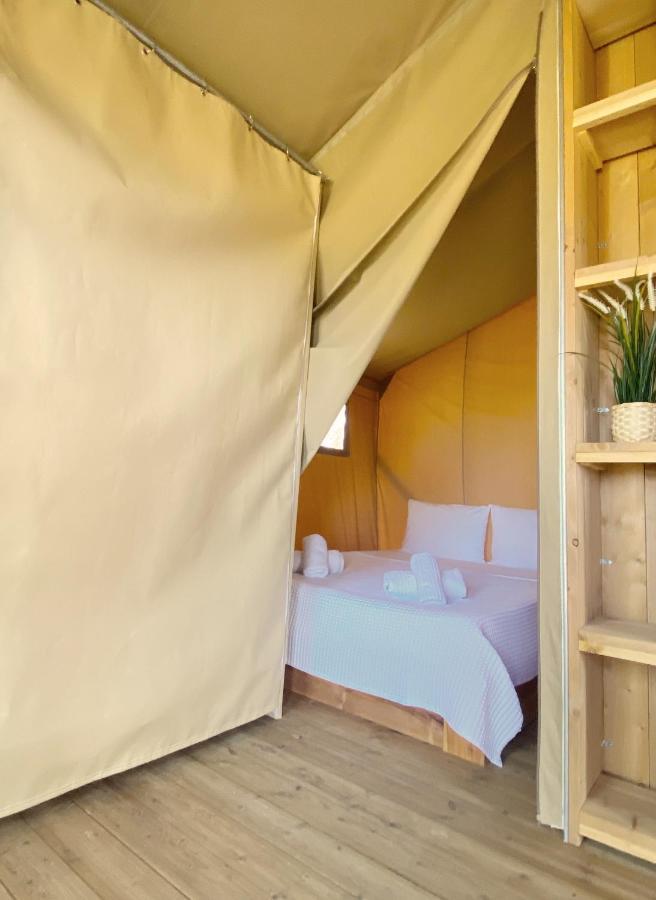 Mareleon Camping Ofrínion Exteriér fotografie