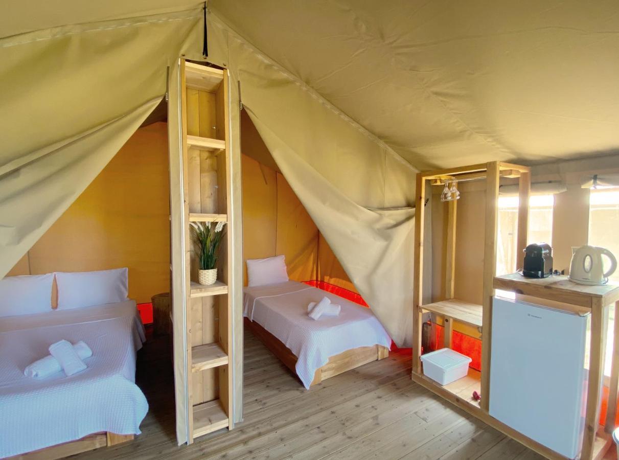 Mareleon Camping Ofrínion Exteriér fotografie