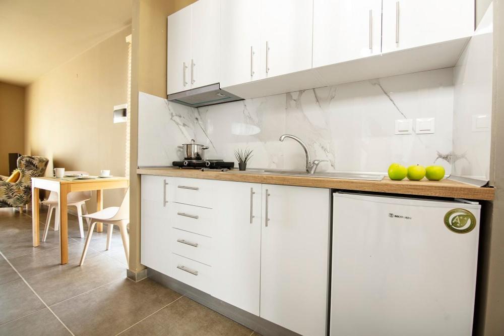 Mareleon Camping Ofrínion Exteriér fotografie